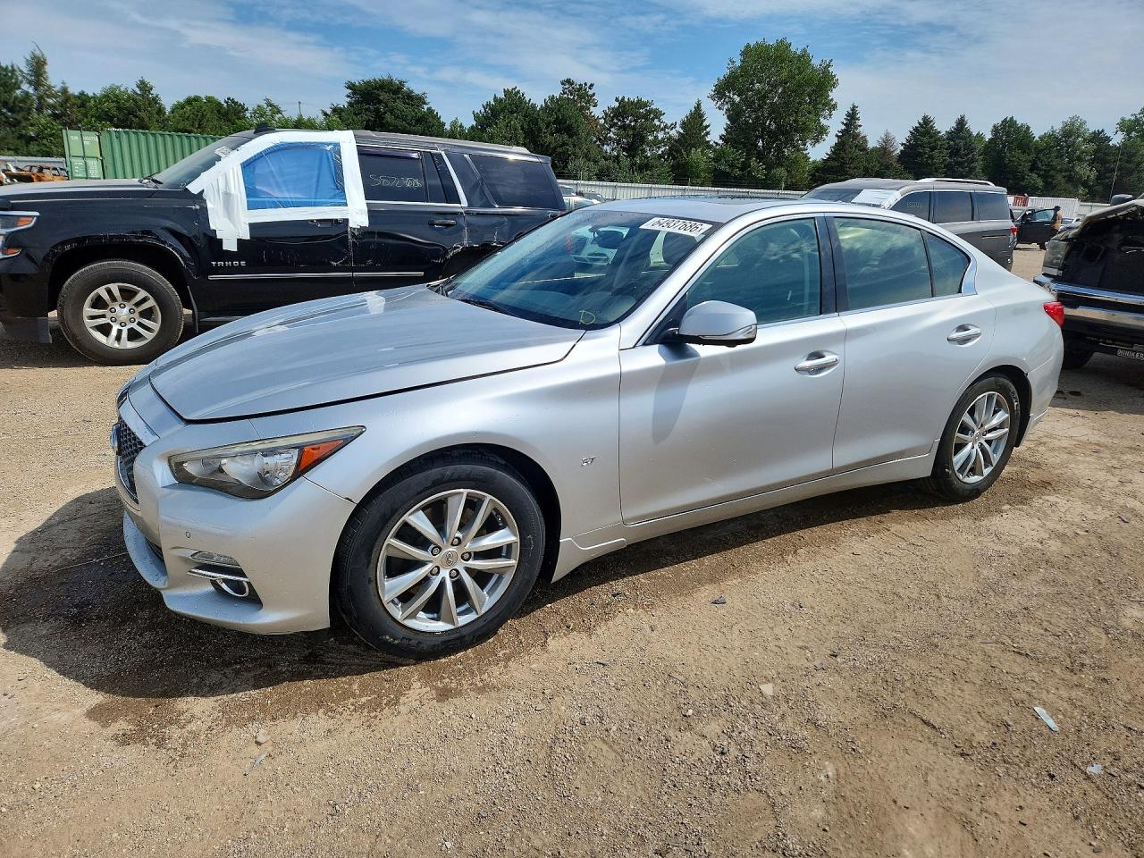 2015 INFINITI Q50