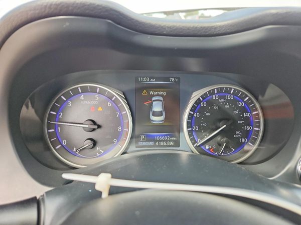 2015 INFINITI Q50