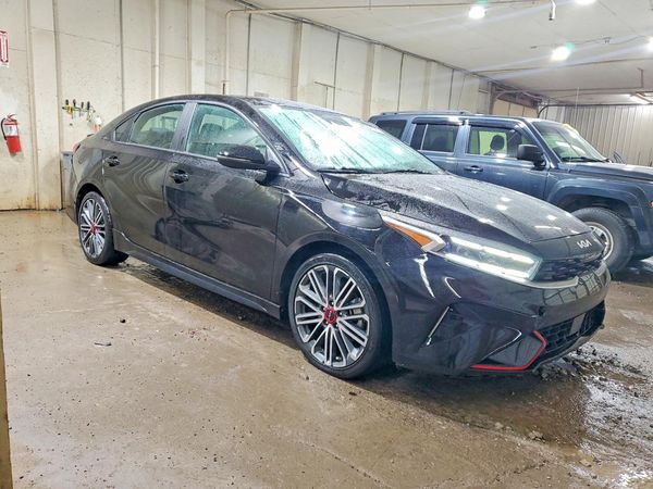 2022 KIA FORTE GT