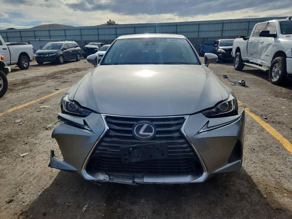 2017 LEXUS IS