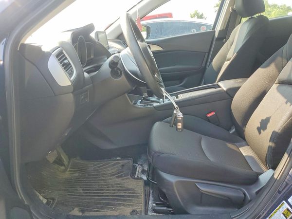 2017 MAZDA 3 Sport
