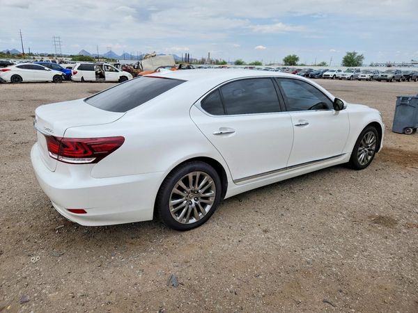 2017 LEXUS LS
