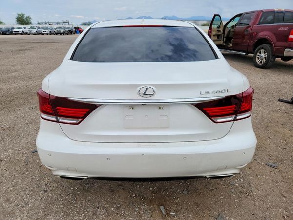 2017 LEXUS LS
