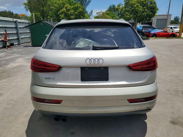 2016 AUDI Q3