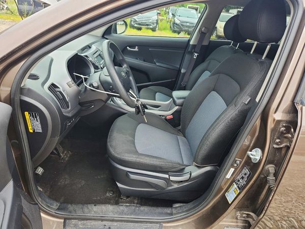 2015 KIA SPORTAGE GL - Middle-low