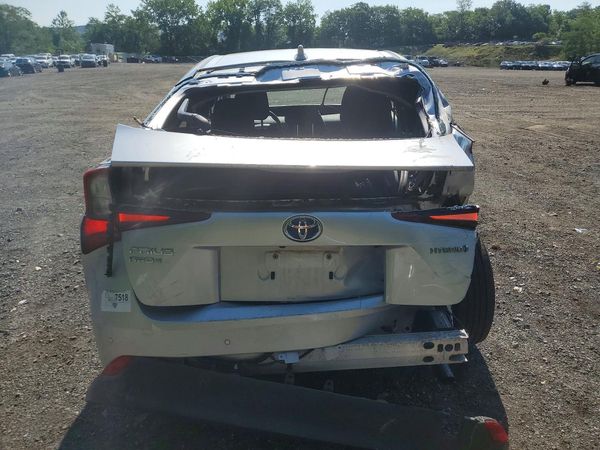 2020 TOYOTA PRIUS