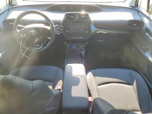 2020 TOYOTA PRIUS