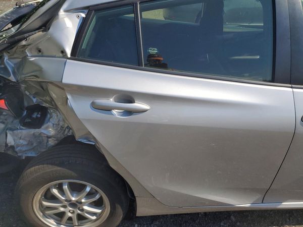 2020 TOYOTA PRIUS