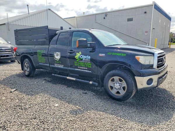 2013 TOYOTA TUNDRA SR5