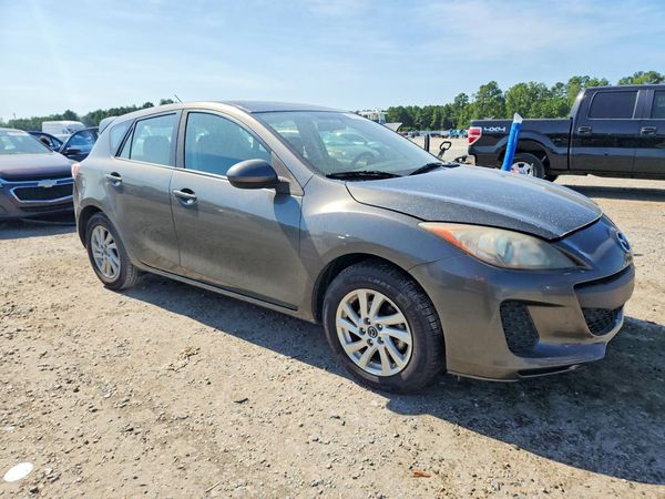 2013 MAZDA 3 Touring/GS