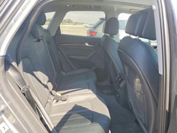2018 AUDI Q5 quattro Premium Plus
