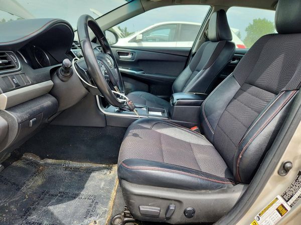 2016 TOYOTA CAMRY — DENT