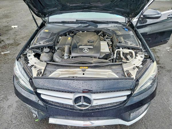 2016 MERCEDES-BENZ C C300-4M