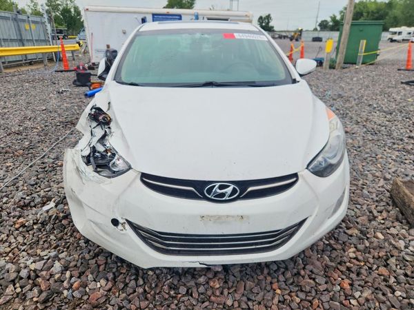 2013 HYUNDAI ELANTRA