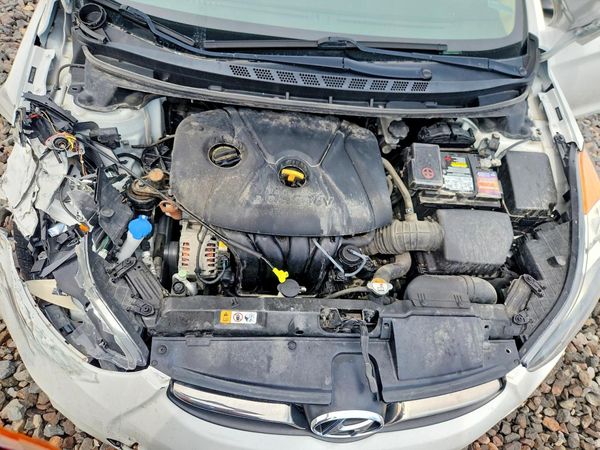 2013 HYUNDAI ELANTRA