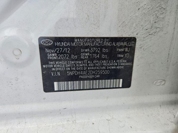 2013 HYUNDAI ELANTRA