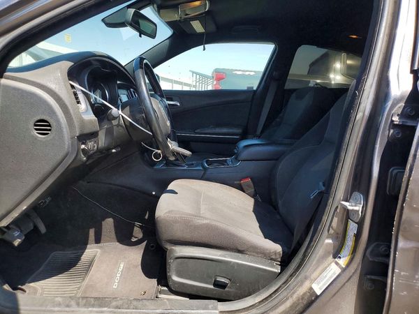 2015 DODGE CHARGER SE RWD