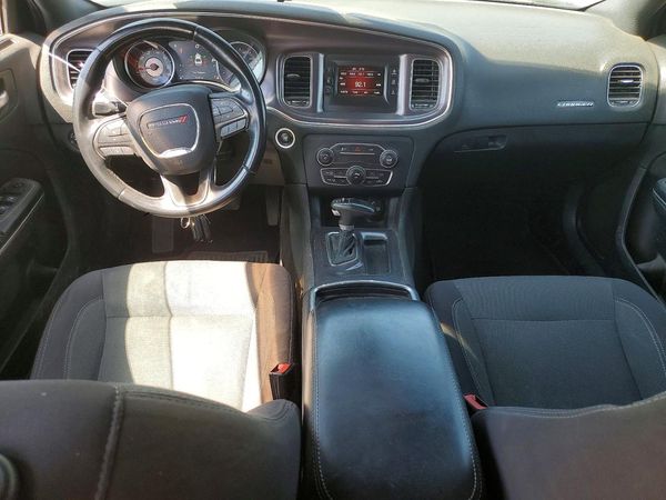 2015 DODGE CHARGER SE RWD