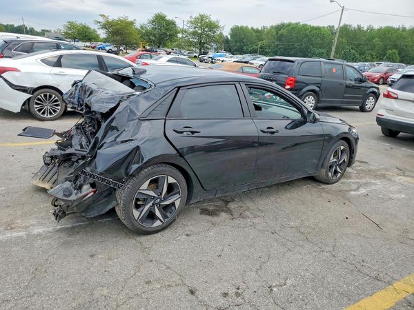 2023 HYUNDAI ELANTRA