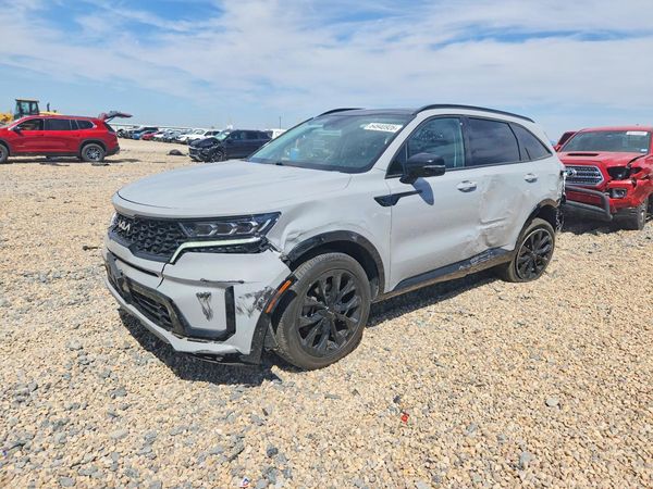 2022 KIA SORENTO