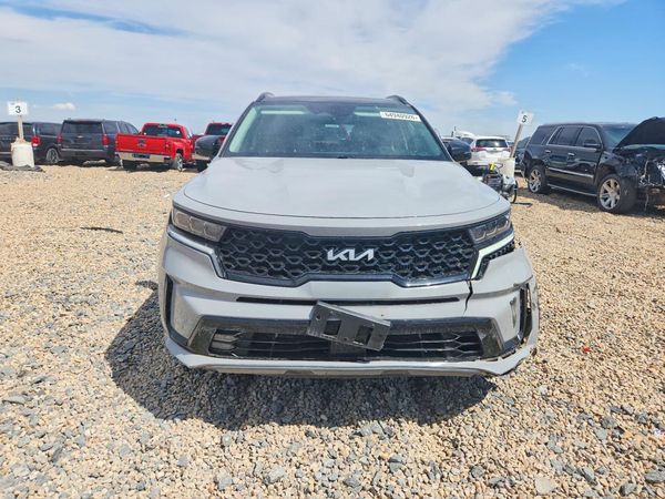 2022 KIA SORENTO