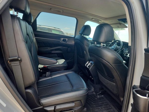 2022 KIA SORENTO