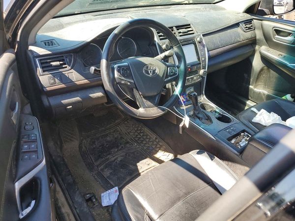 2016 TOYOTA CAMRY