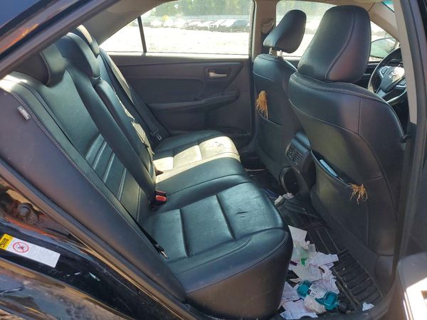 2016 TOYOTA CAMRY