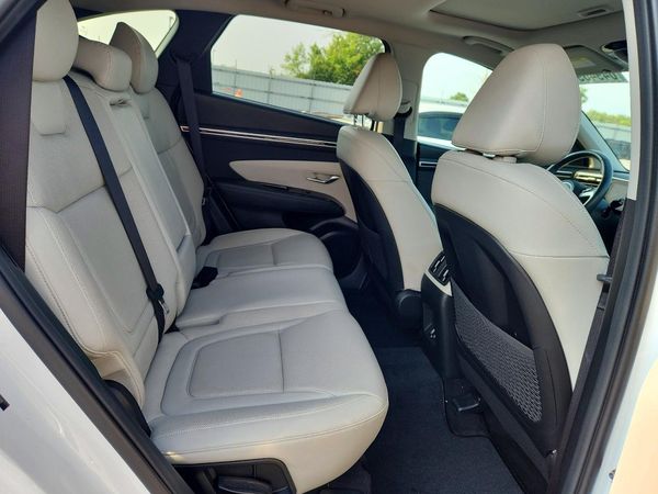 2022 HYUNDAI TUCSON SEL Premium Pkg