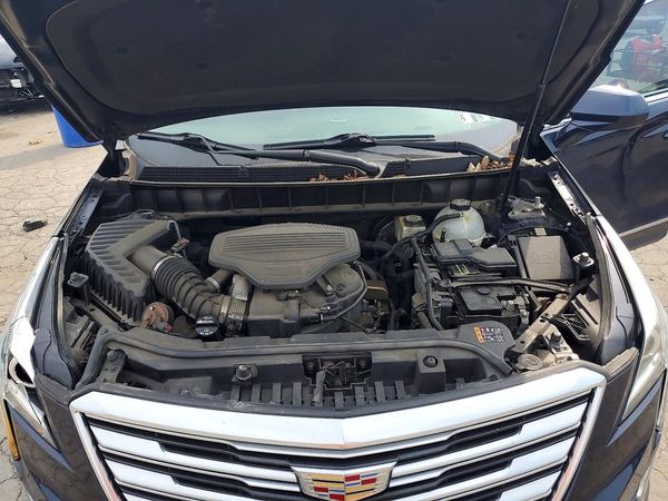 2017 CADILLAC XT5 Luxury