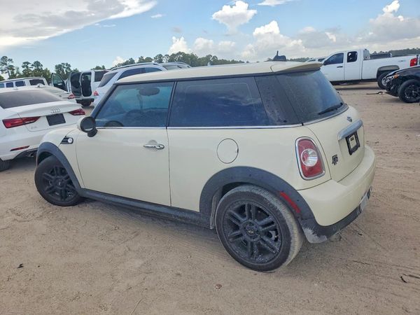 2012 MINI COOPER