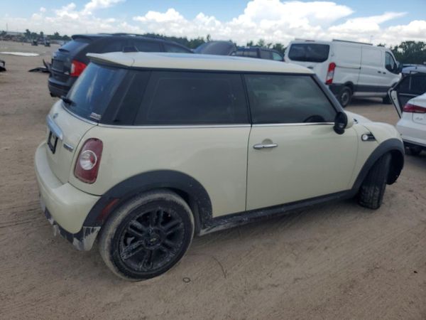 2012 MINI COOPER