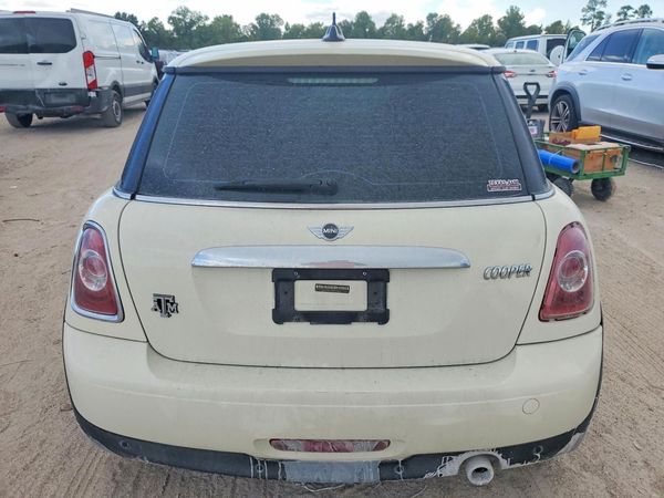 2012 MINI COOPER