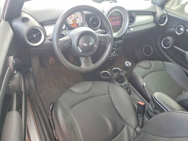 2012 MINI COOPER