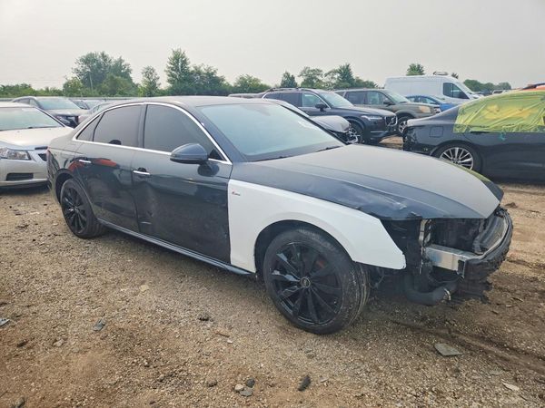2021 AUDI A4 quattro Premium