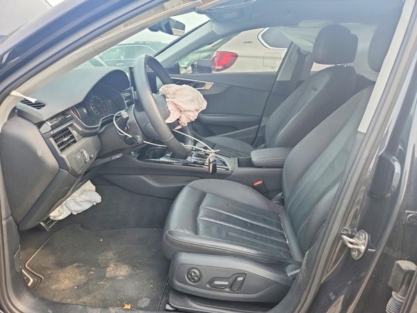 2021 AUDI A4 quattro Premium