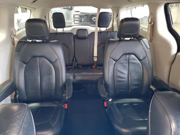 2017 CHRYSLER PACIFICA