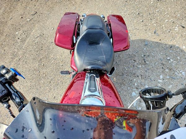 2017 HARLEY-DAVIDSON FLHX