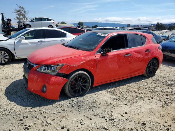2013 LEXUS CT 200h