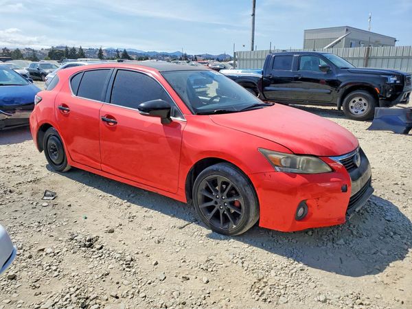 2013 LEXUS CT 200h