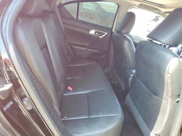 2013 LEXUS CT 200h