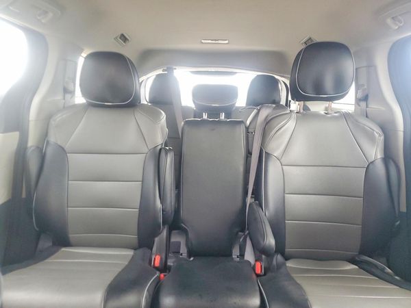 2021 TOYOTA SIENNA LE Plus Package