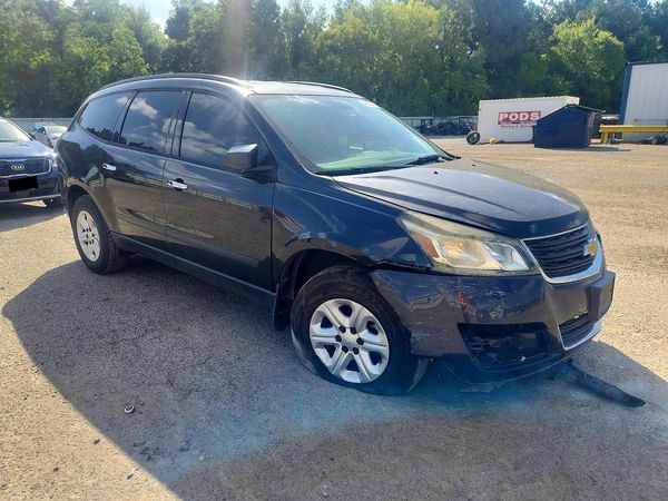 2015 CHEVROLET TRAVERSE LS
