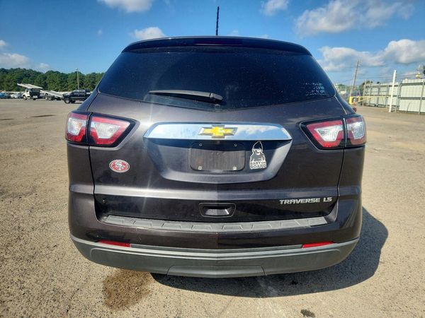 2015 CHEVROLET TRAVERSE LS
