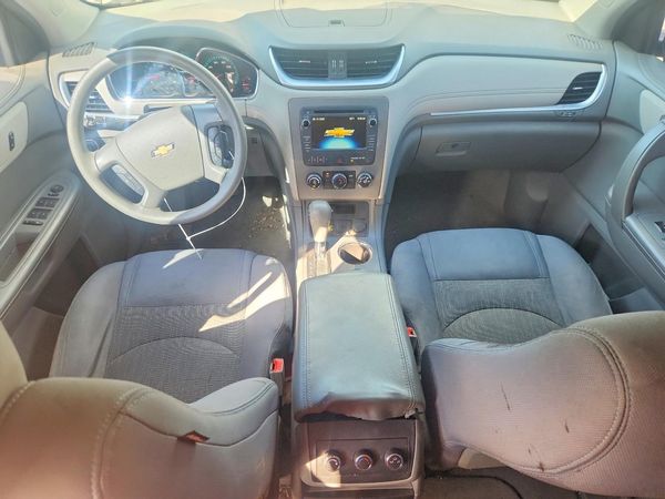 2015 CHEVROLET TRAVERSE LS