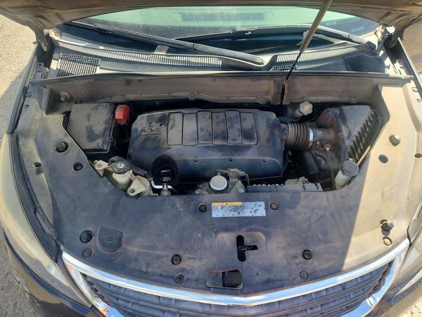 2015 CHEVROLET TRAVERSE LS