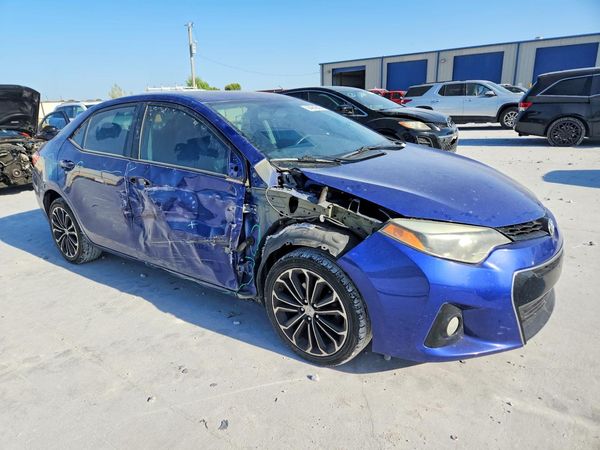 2015 TOYOTA COROLLA