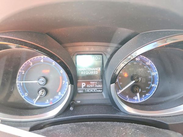 2015 TOYOTA COROLLA