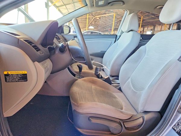 2016 HYUNDAI ACCENT