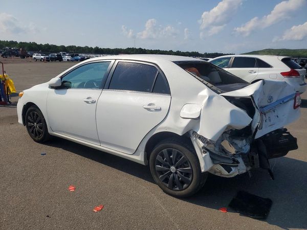 2013 TOYOTA COROLLA